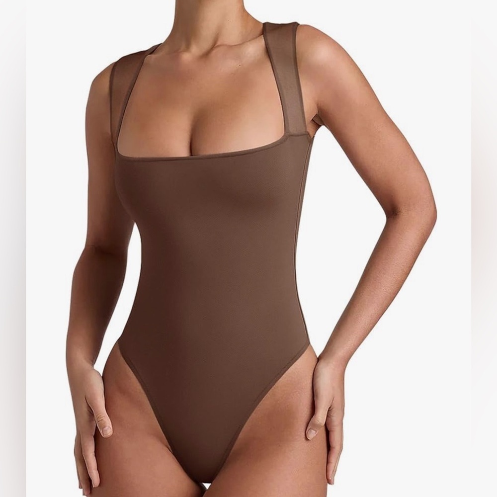 REORIA Women’s Sexy Square Neck Trendy Going Out Bodysuit Coffee Plus X-Large
